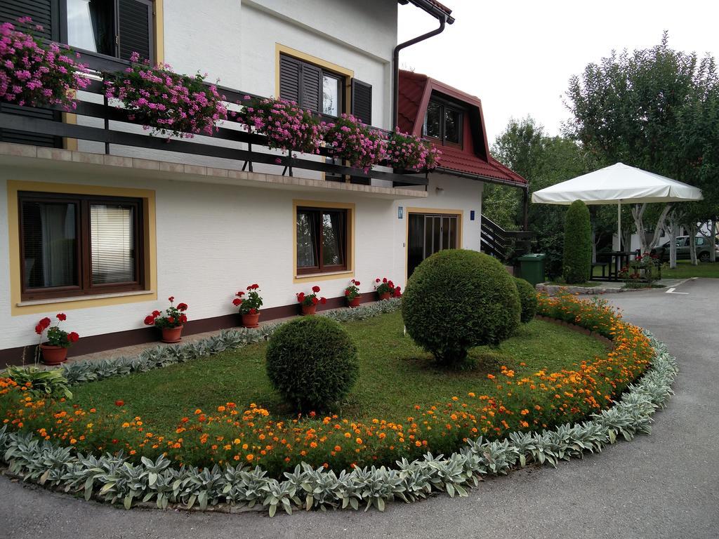 Hotel House Pavlic Grabovac  Esterno foto